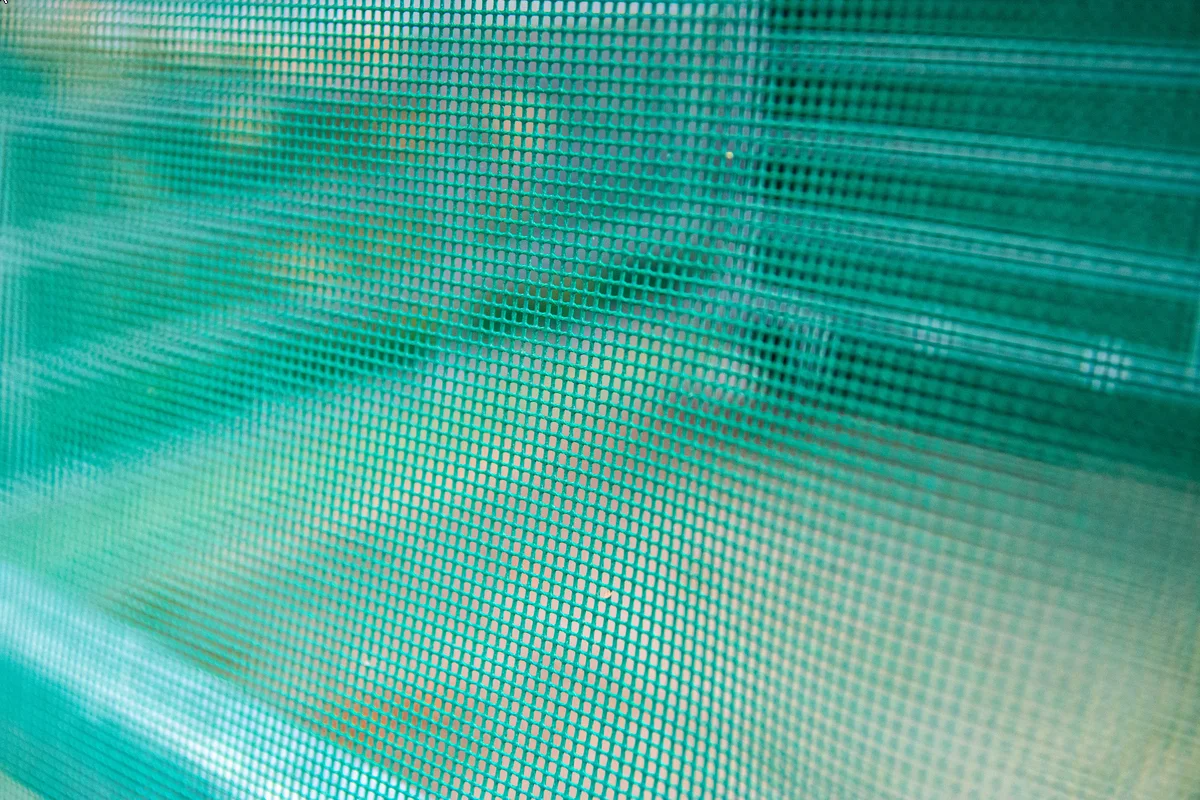 Panel-Dach Compact: Windschutznetz für Giebelseite